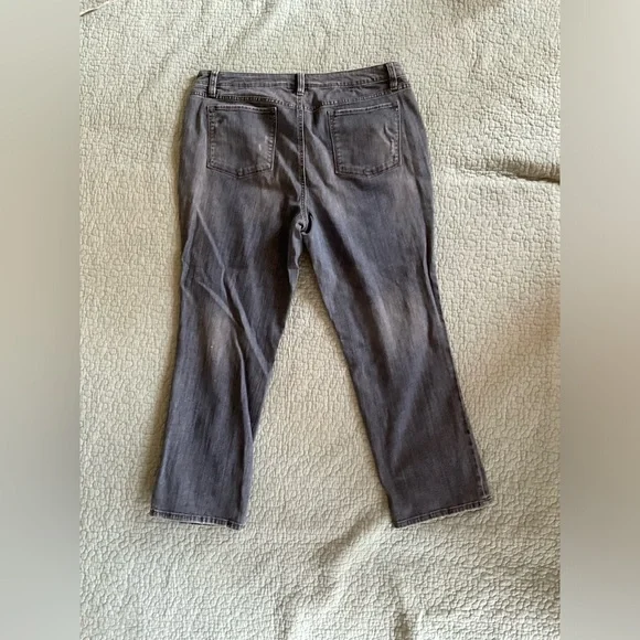 Cute tattered jeans, casual pants, weekend, pants - Picture 3 of 11